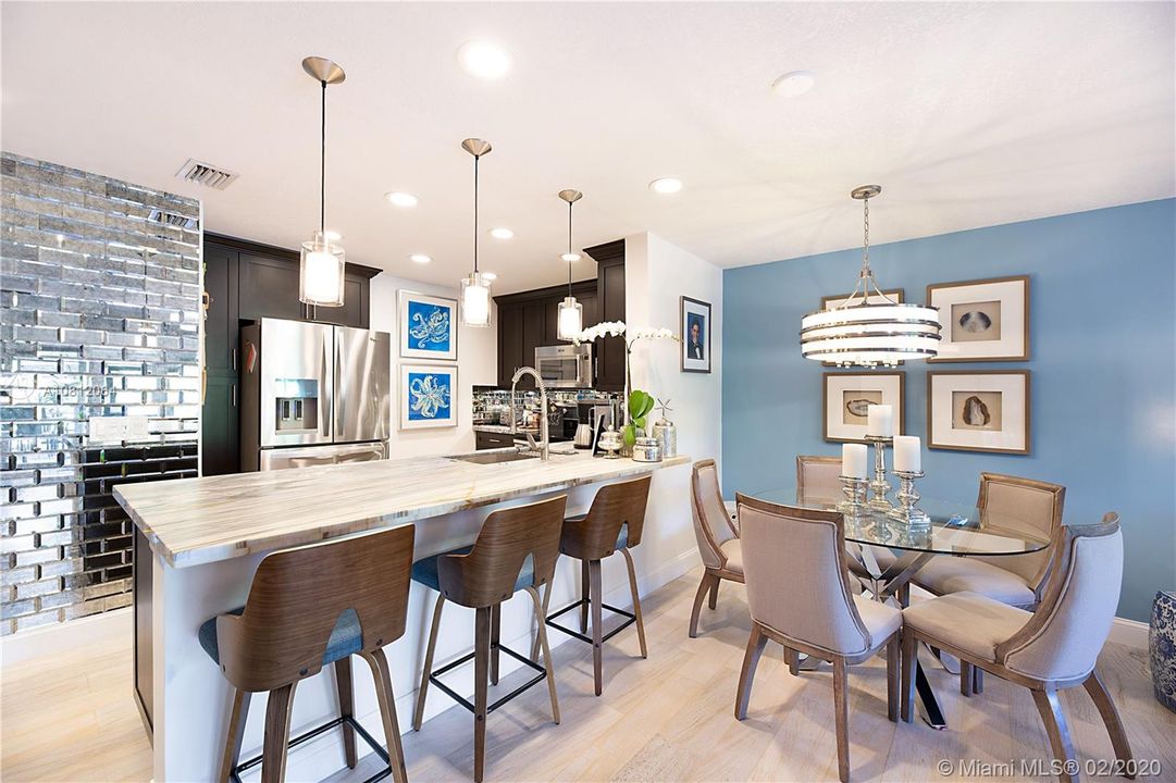 Recently Sold: $598,000 (3 beds, 3 baths, 1514 Square Feet)