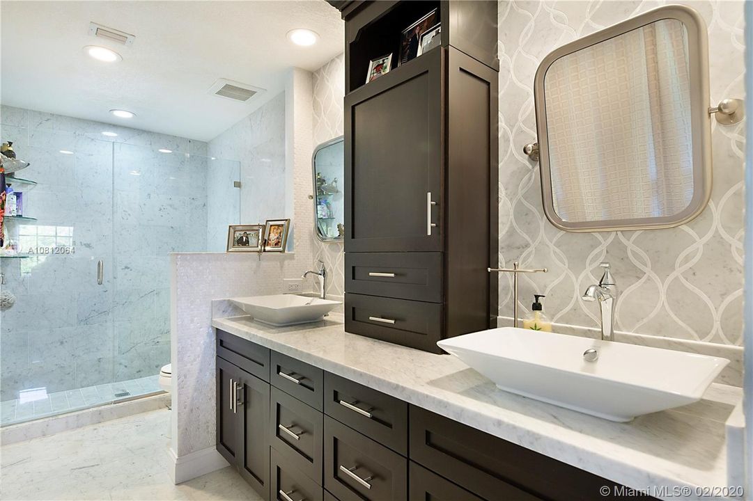 Recently Sold: $598,000 (3 beds, 3 baths, 1514 Square Feet)