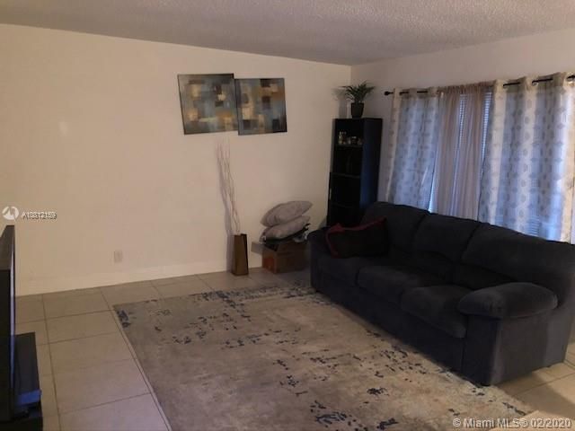 Nice sized living room