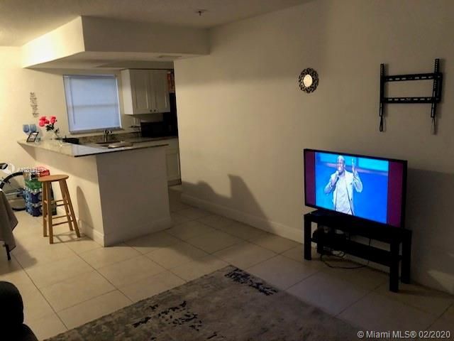 Open concept living room/dining room