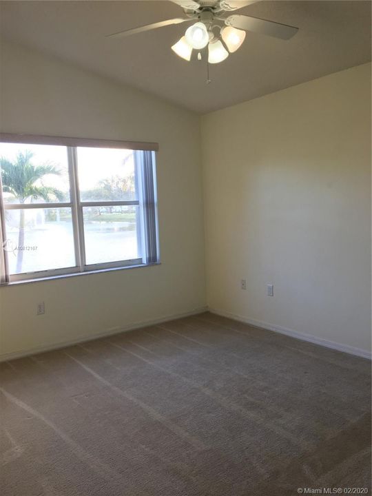 Recently Rented: $2,450 (3 beds, 2 baths, 1386 Square Feet)