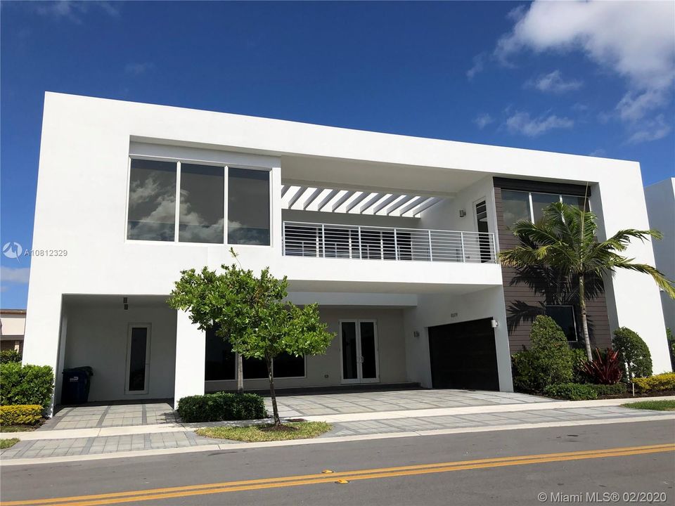 Recently Sold: $930,000 (6 beds, 7 baths, 4874 Square Feet)
