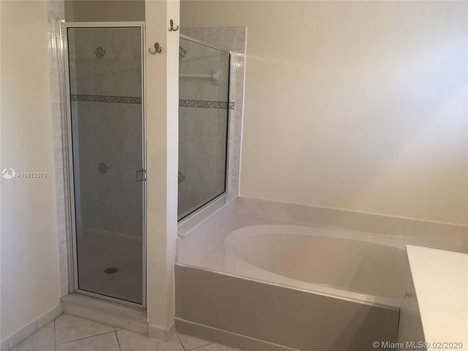 Recently Rented: $3,750 (5 beds, 4 baths, 2536 Square Feet)