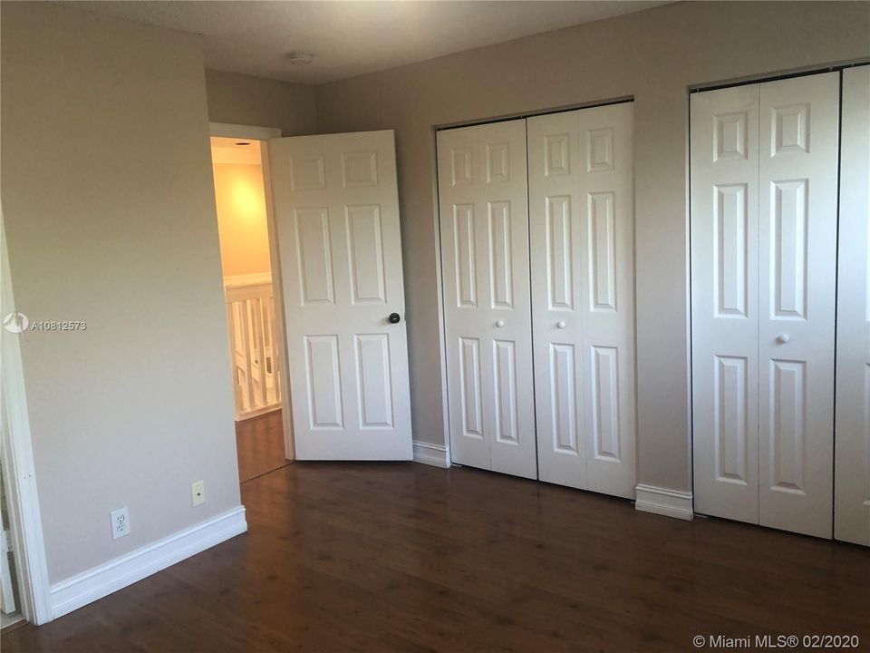 Recently Rented: $3,750 (5 beds, 4 baths, 2536 Square Feet)