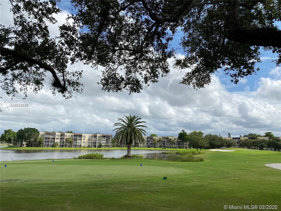 Recently Sold: $129,000 (1 beds, 1 baths, 870 Square Feet)