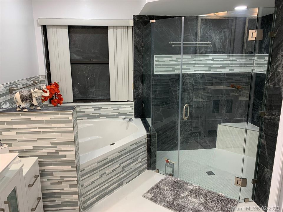 Recently Sold: $499,000 (4 beds, 3 baths, 2768 Square Feet)