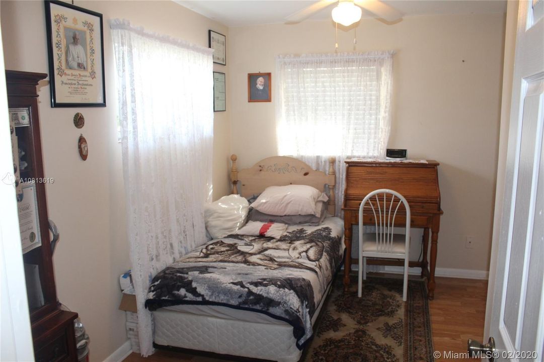 Vendido Recientemente: $165,000 (3 camas, 1 baños, 1118 Pies cuadrados)