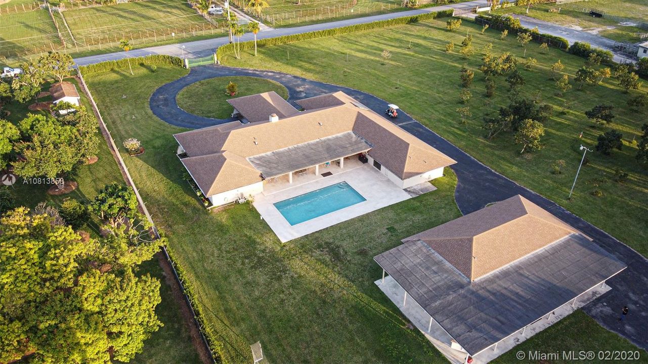 Vendido Recientemente: $2,050,000 (5 camas, 4 baños, 4008 Pies cuadrados)