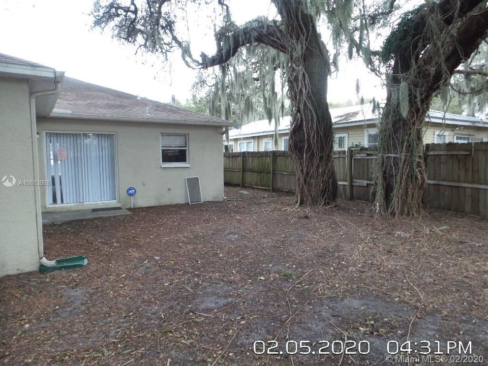Vendido Recientemente: $159,990 (3 camas, 2 baños, 1188 Pies cuadrados)