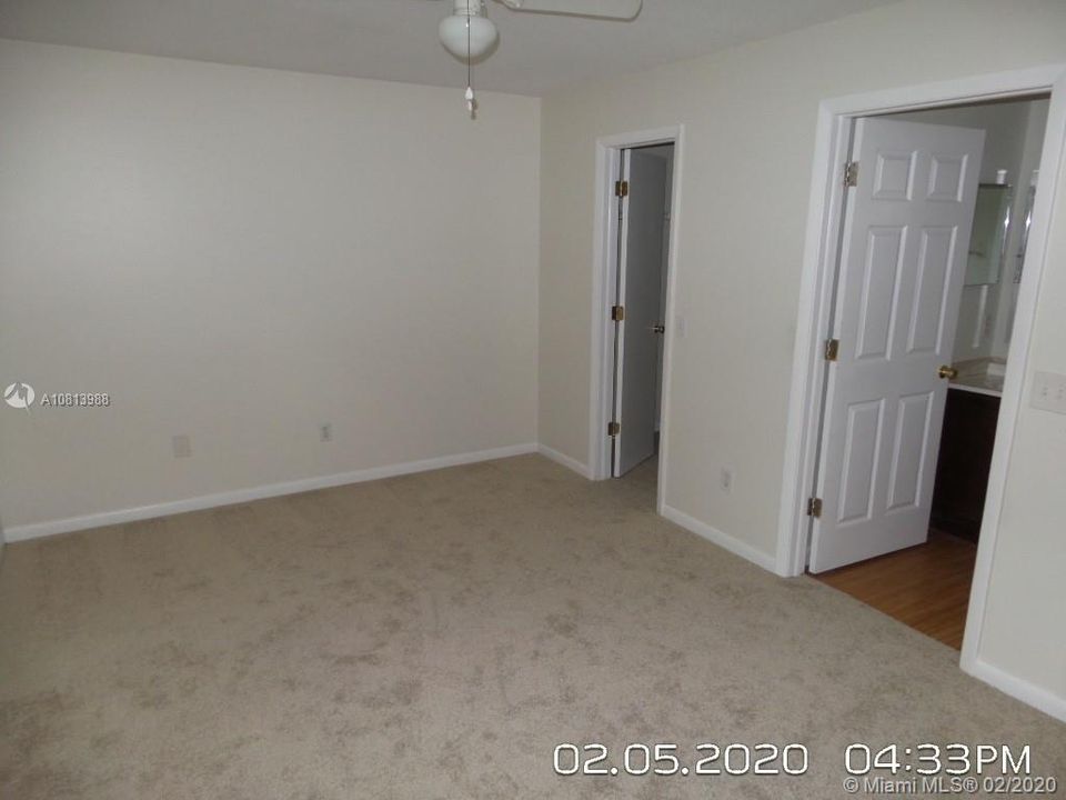 Vendido Recientemente: $159,990 (3 camas, 2 baños, 1188 Pies cuadrados)