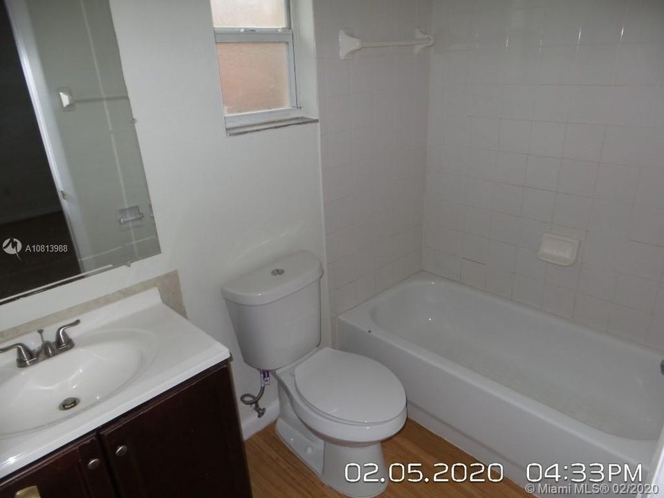Vendido Recientemente: $159,990 (3 camas, 2 baños, 1188 Pies cuadrados)