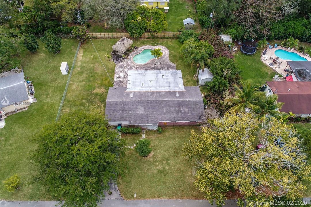 Recently Sold: $299,900 (4 beds, 2 baths, 1890 Square Feet)
