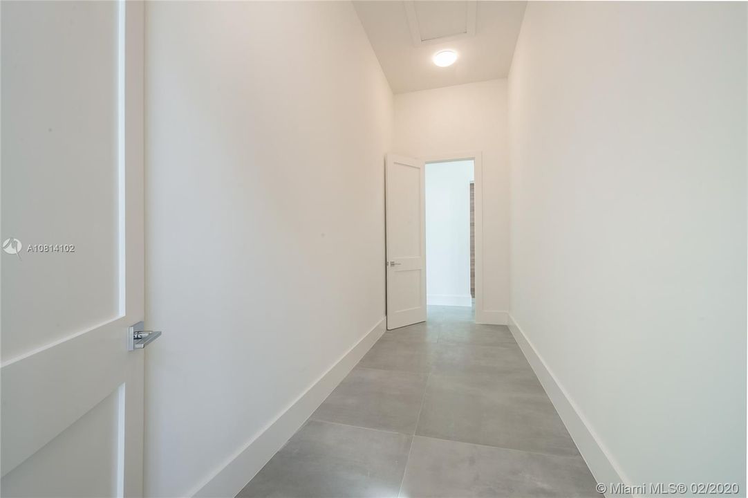 Huge- Kitchen pantry!