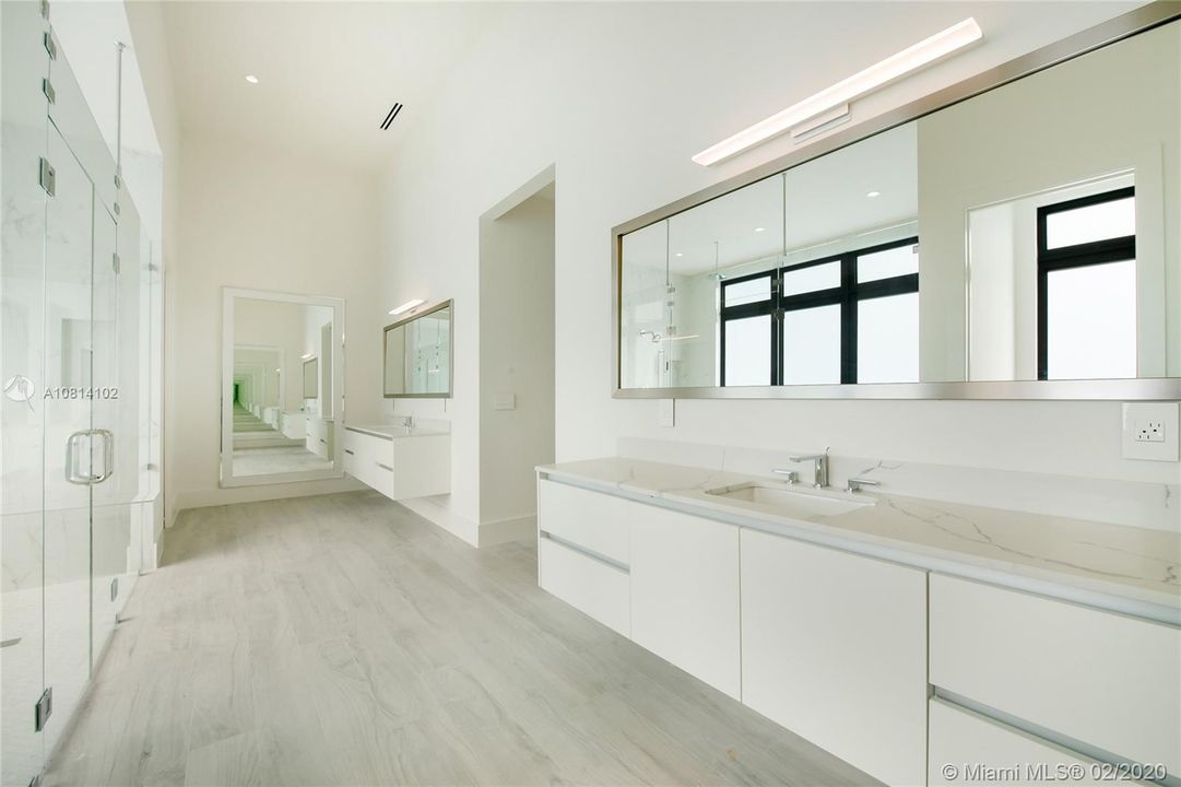 Master Bedroom Separate His/Her Vanities