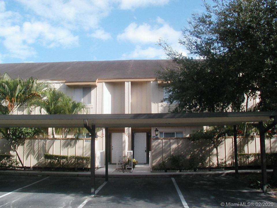 Recently Sold: $190,000 (2 beds, 2 baths, 1176 Square Feet)