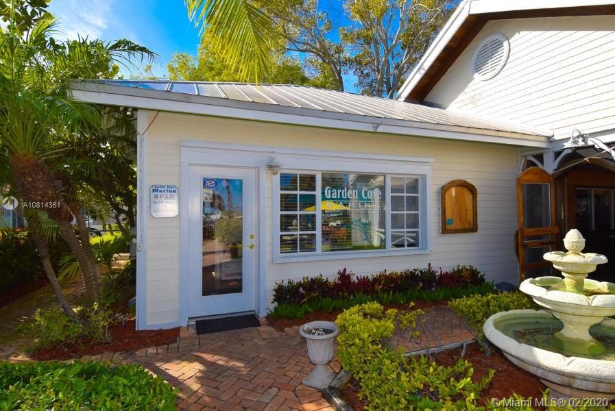 Vendido Recientemente: $664,900 (4 camas, 3 baños, 1547 Pies cuadrados)