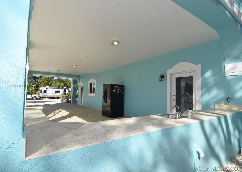 Vendido Recientemente: $664,900 (4 camas, 3 baños, 1547 Pies cuadrados)