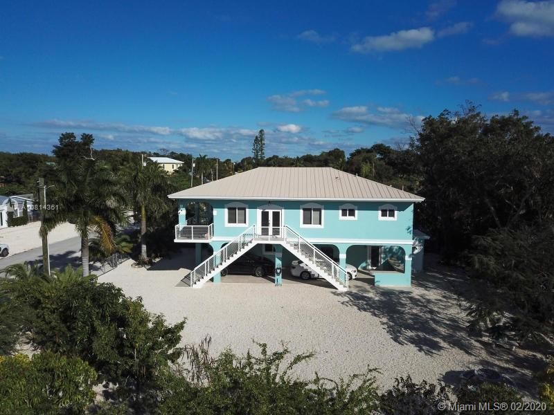 Vendido Recientemente: $664,900 (4 camas, 3 baños, 1547 Pies cuadrados)