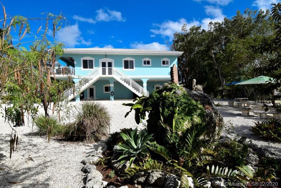 Vendido Recientemente: $664,900 (4 camas, 3 baños, 1547 Pies cuadrados)