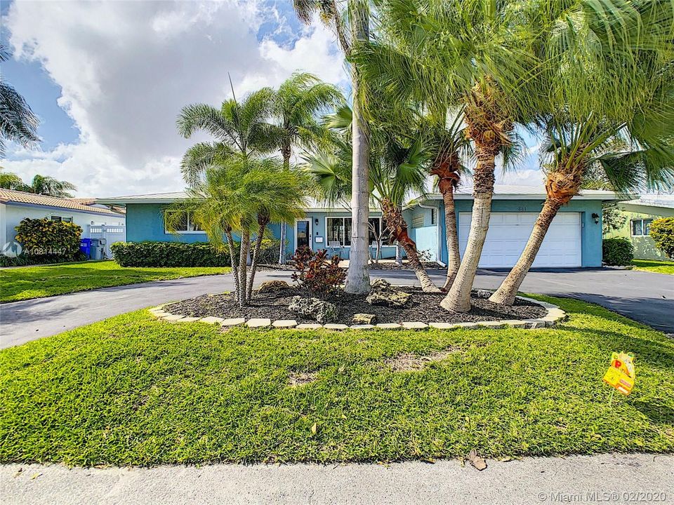 A closer look at the attractive landscaping