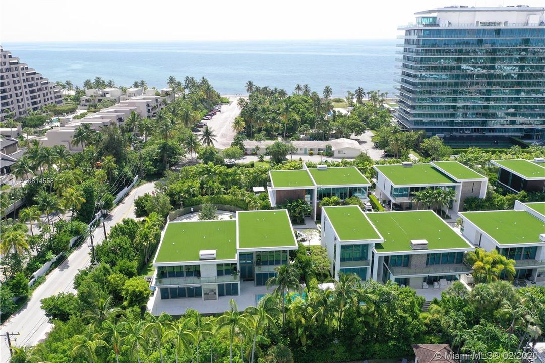 Recently Sold: $5,800,000 (7 beds, 5 baths, 5000 Square Feet)