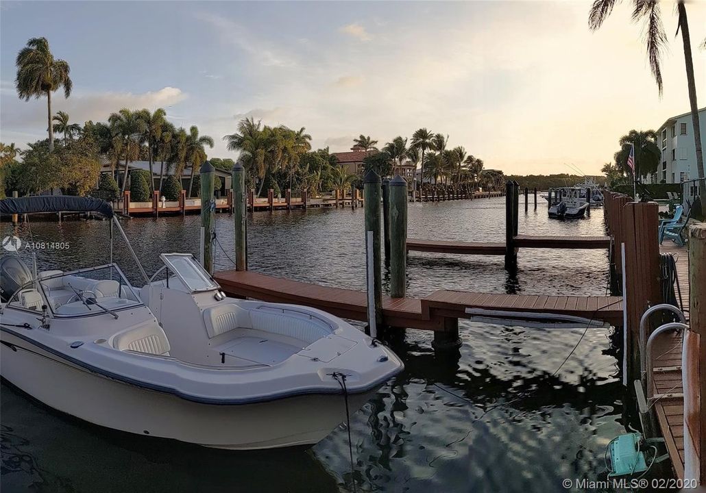 Recently Sold: $799,999 (3 beds, 3 baths, 2719 Square Feet)