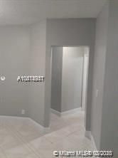 Vendido Recientemente: $429,999 (5 camas, 3 baños, 2435 Pies cuadrados)
