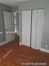 Vendido Recientemente: $429,999 (5 camas, 3 baños, 2435 Pies cuadrados)