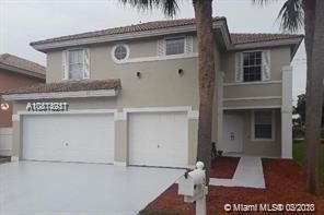 Vendido Recientemente: $429,999 (5 camas, 3 baños, 2435 Pies cuadrados)