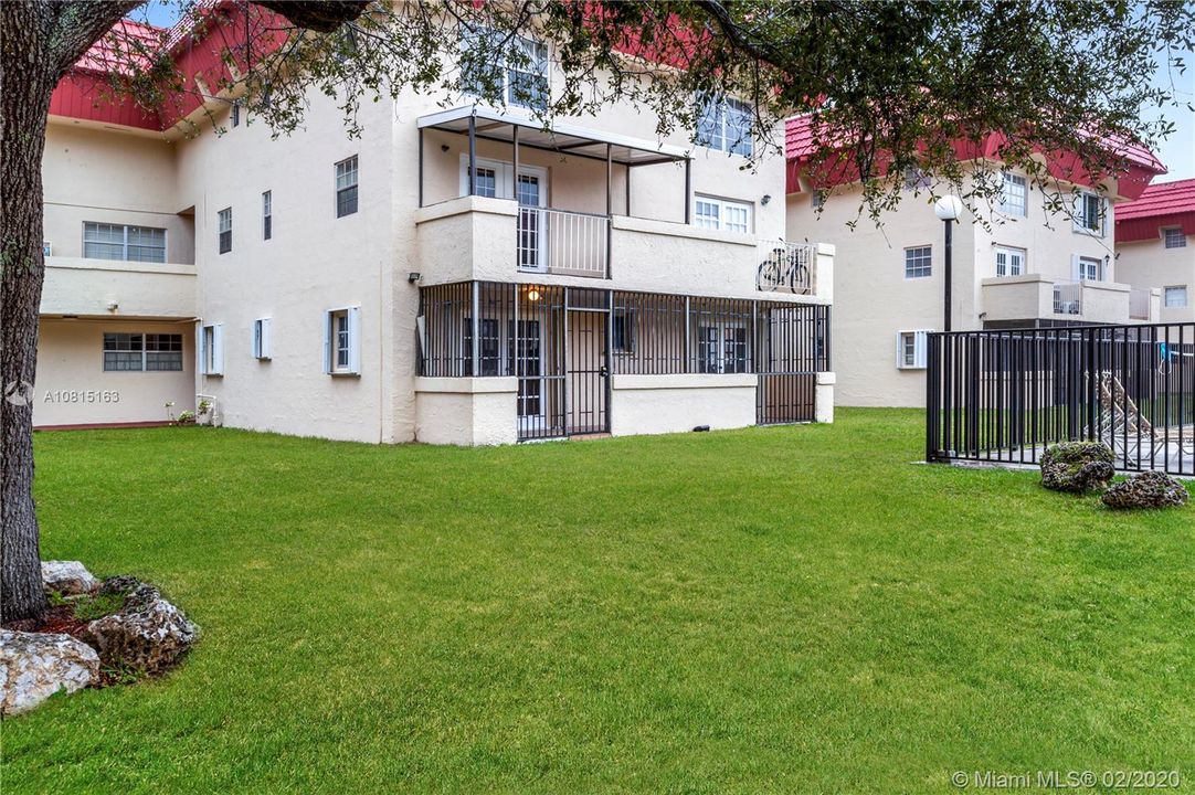 Recently Sold: $179,000 (2 beds, 2 baths, 1020 Square Feet)