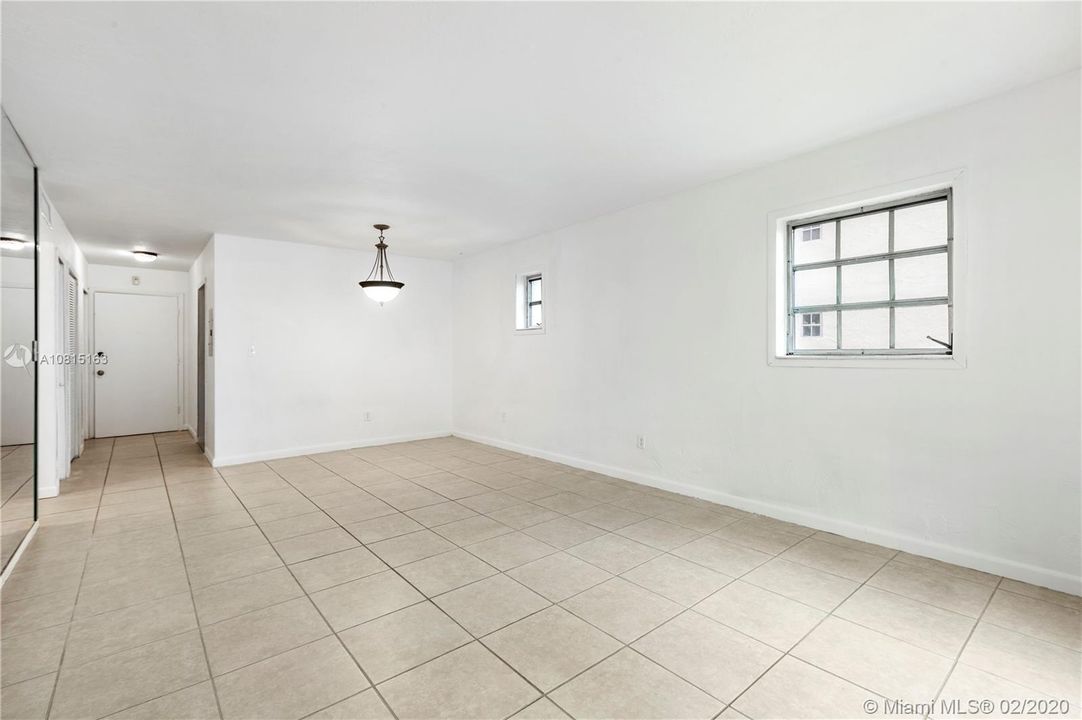 Recently Sold: $179,000 (2 beds, 2 baths, 1020 Square Feet)