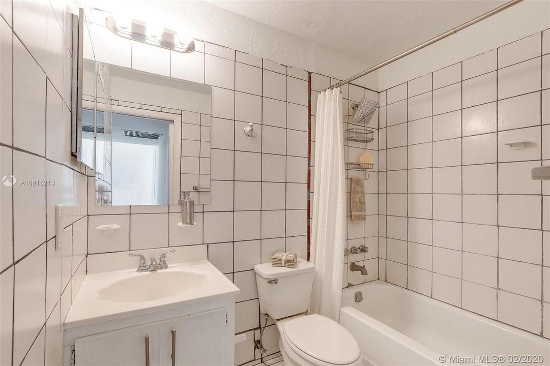 Недавно продано: $177,500 (3 спален, 2 ванн, 1248 Квадратных фут)