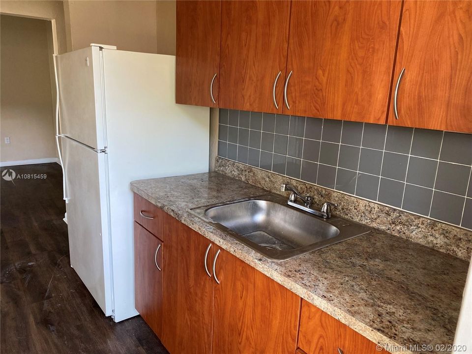 Recently Rented: $1,000 (2 beds, 1 baths, 11536 Square Feet)