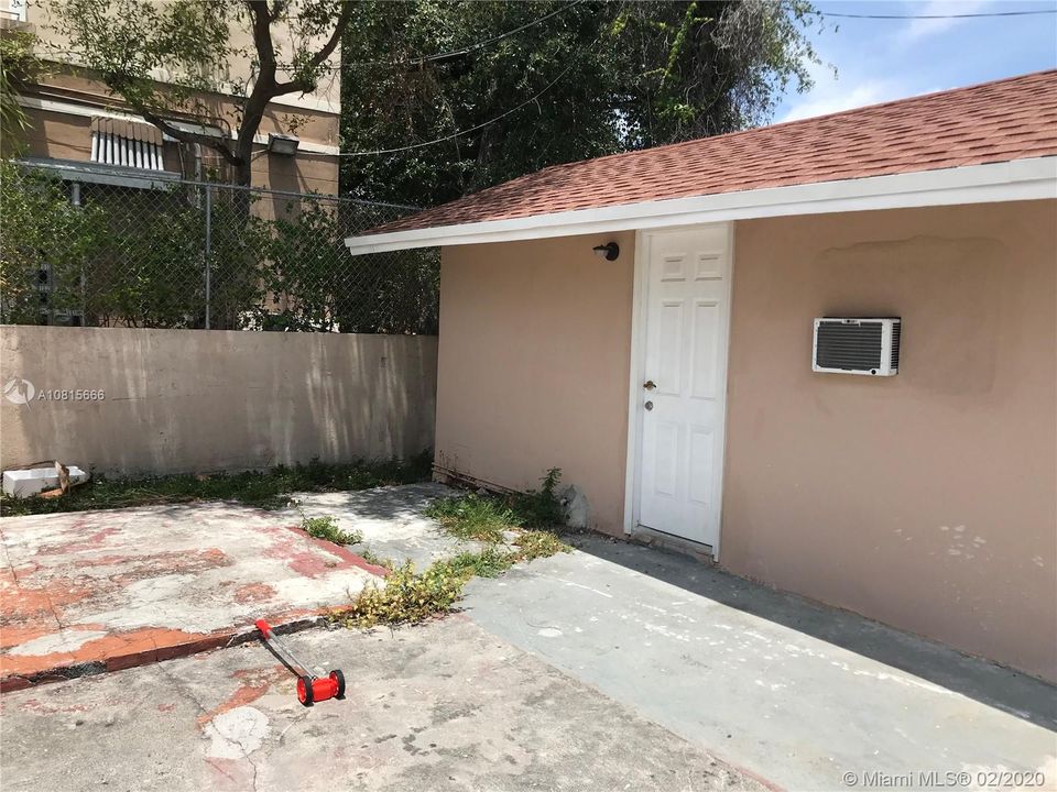 Recently Rented: $700 (1 beds, 1 baths, 189 Square Feet)