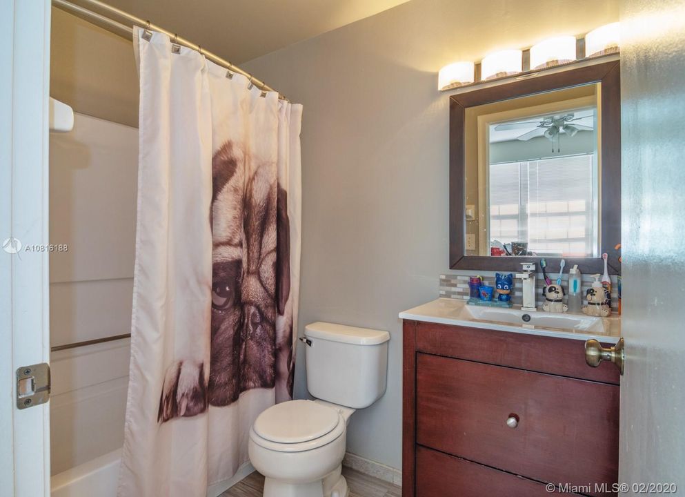 Recently Sold: $239,000 (2 beds, 2 baths, 1110 Square Feet)