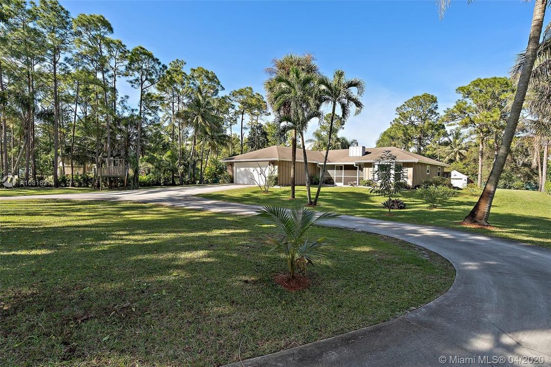 Recently Sold: $394,900 (4 beds, 2 baths, 1673 Square Feet)