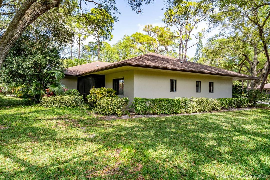 Recently Sold: $200,000 (2 beds, 2 baths, 1380 Square Feet)