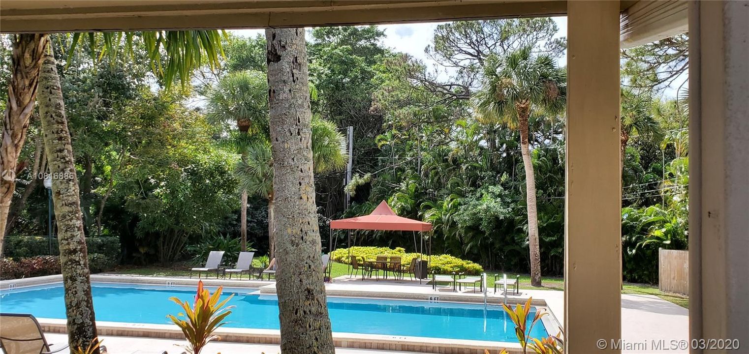 Recently Sold: $200,000 (2 beds, 2 baths, 1380 Square Feet)