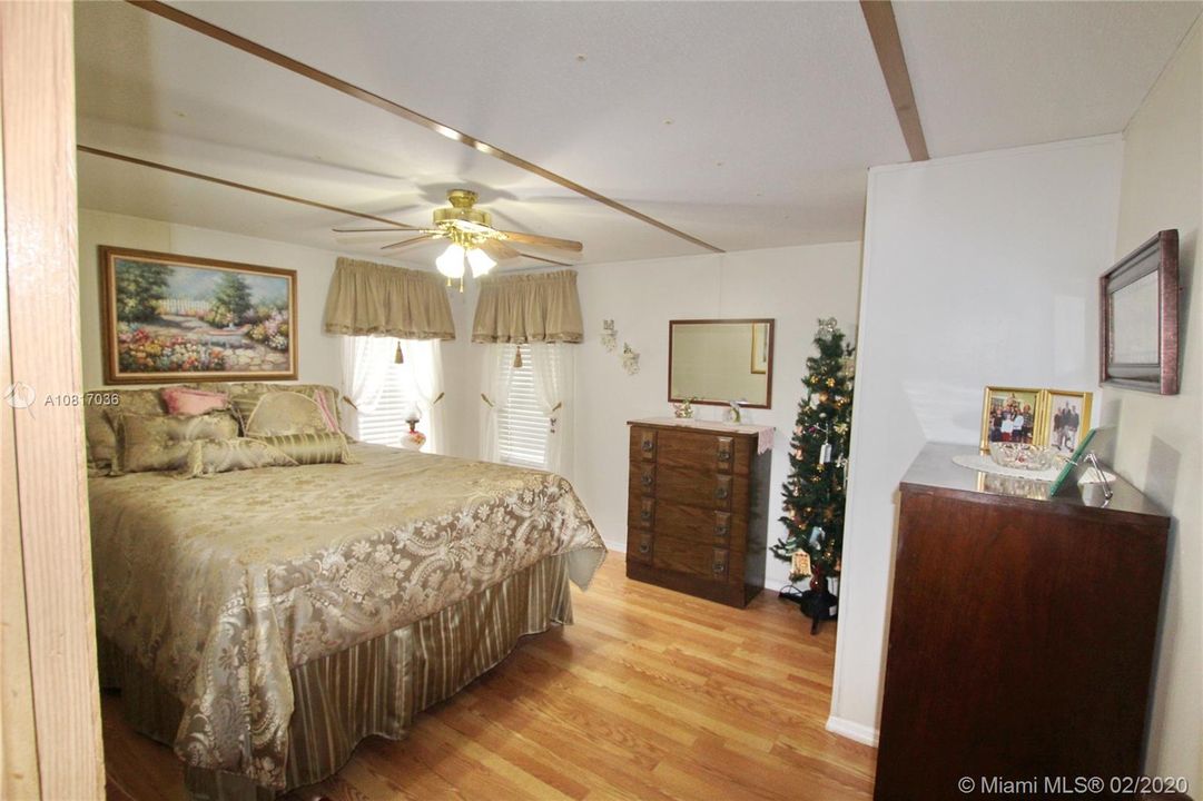 Vendido Recientemente: $154,500 (3 camas, 2 baños, 1152 Pies cuadrados)