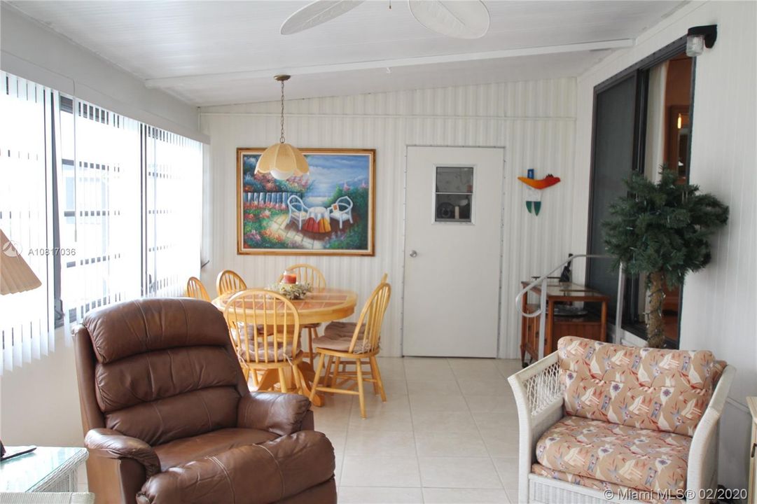 Vendido Recientemente: $154,500 (3 camas, 2 baños, 1152 Pies cuadrados)