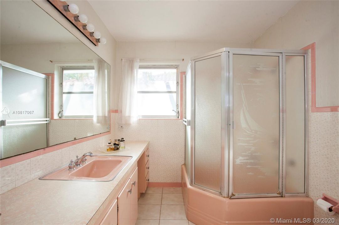 BATHROOM #2