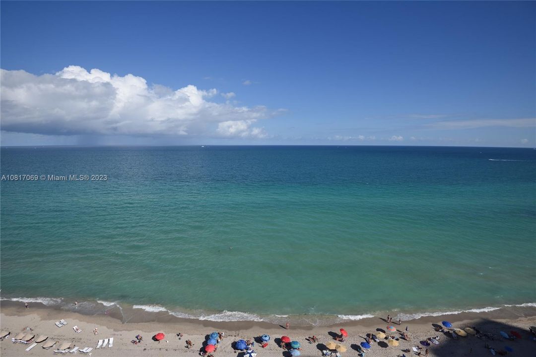 For Rent: $6,000 (2 beds, 2 baths, 1370 Square Feet)