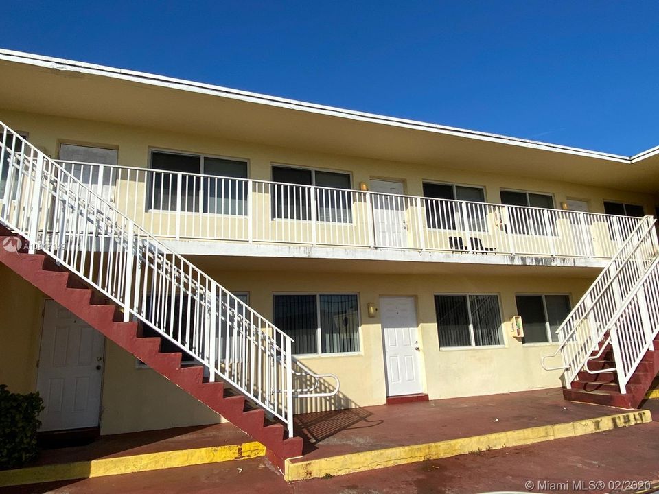 Recently Sold: $90,000 (1 beds, 1 baths, 500 Square Feet)