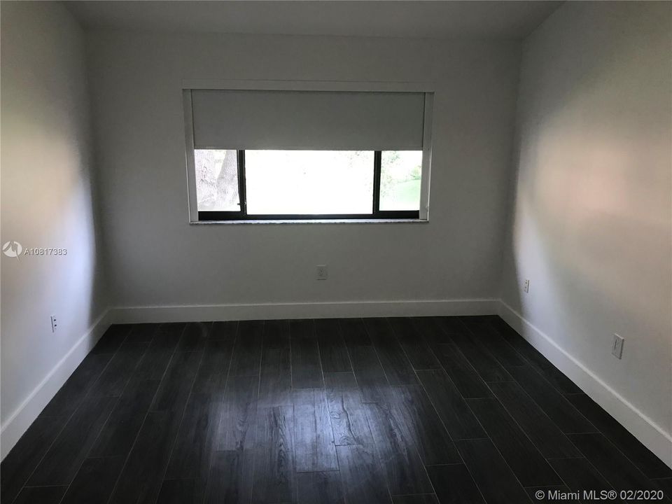 Недавно продано: $260,000 (2 спален, 2 ванн, 1090 Квадратных фут)