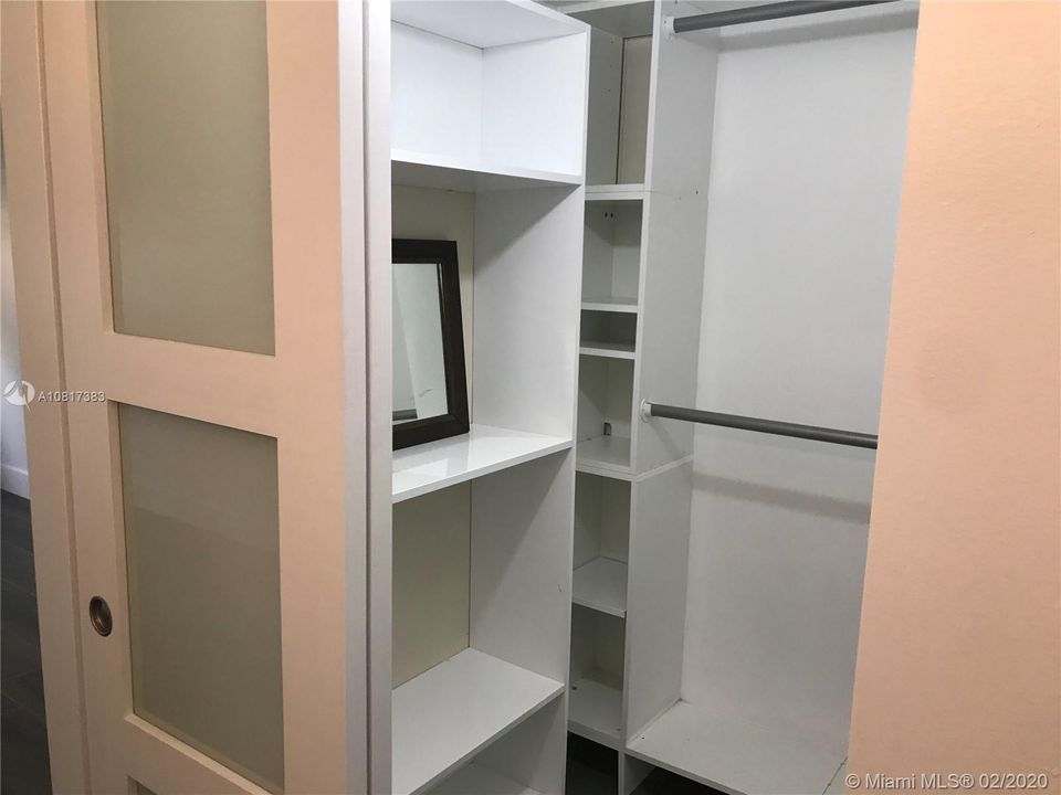 Недавно продано: $260,000 (2 спален, 2 ванн, 1090 Квадратных фут)