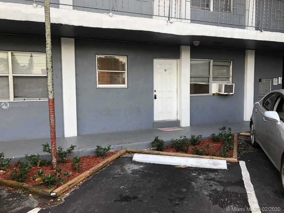 Recently Rented: $850 (1 beds, 1 baths, 540 Square Feet)