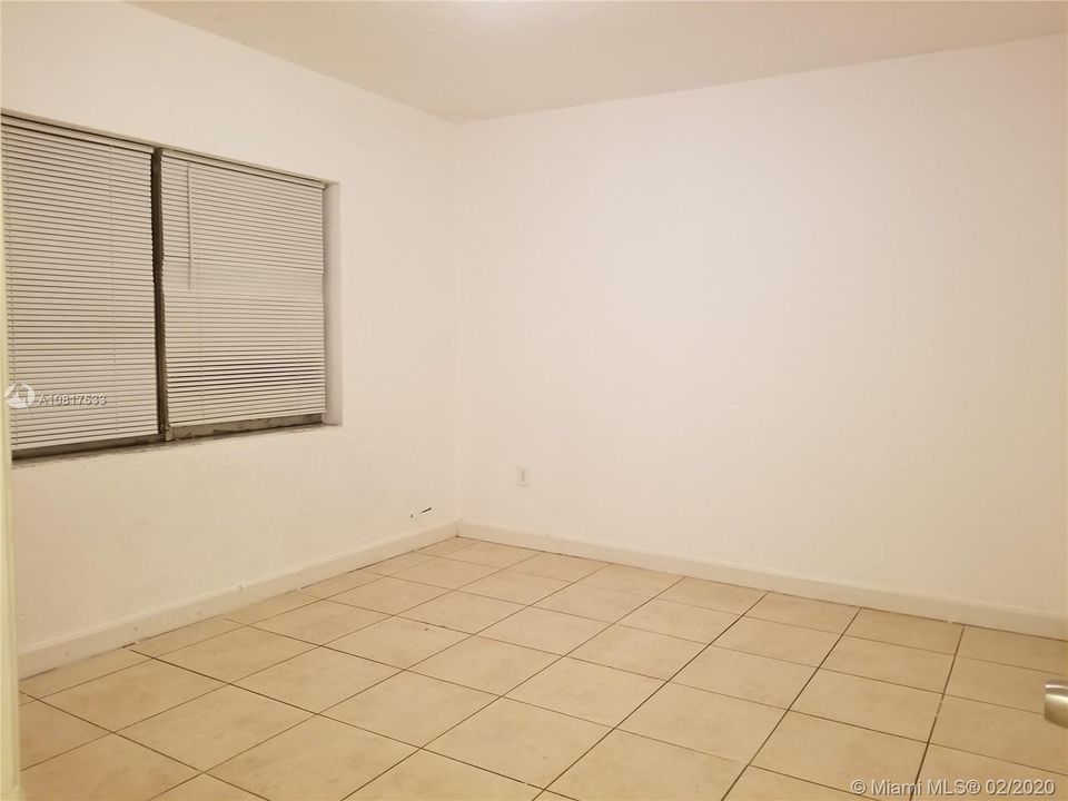 Recently Rented: $850 (1 beds, 1 baths, 540 Square Feet)