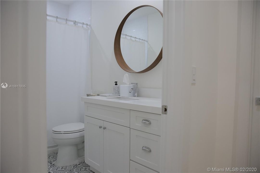 最近租的: $4,200 (4 贝兹, 2 浴室, 1500 平方英尺)