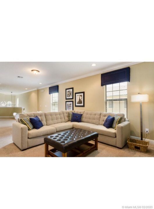 Recently Sold: $560,000 (5 beds, 5 baths, 3401 Square Feet)