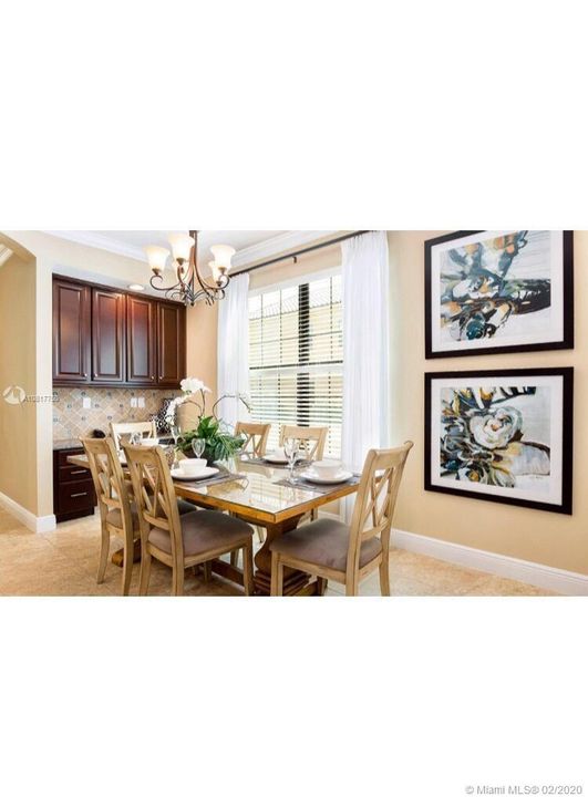Recently Sold: $560,000 (5 beds, 5 baths, 3401 Square Feet)